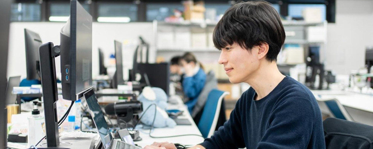 Web・SNS広告動画編集者募集！マーケターと連携して成果を追う映像クリエイターへ＜株式会社AXISホールディングス＞