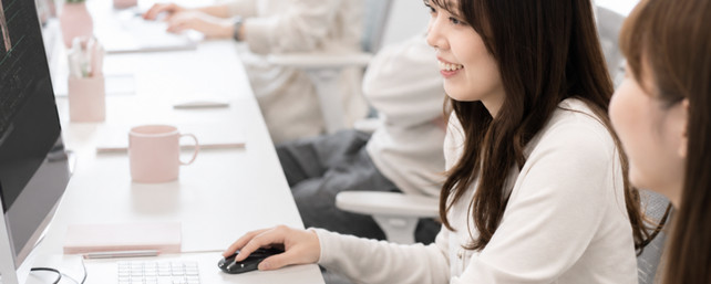 【ファッションやコスメなどの女性向け商材が中心】YouTube動画編集者募集！（エキスパートレイヤー）＜株式会社MOJA＞