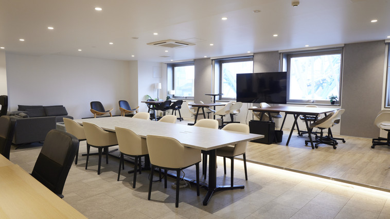 ファンの皆様を感動させるクリエイティブを創り出せるグラフィックデザイナーを募集！＜ファンビジネスに特化した事業を行う株式会社HEARTBEATS＞