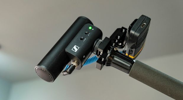 ミラーレスに最適なオンカメラマイクはどれだ？ Sennheiser MKE400-II