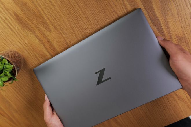 インハウス動画制作にもおすすめ]HP ZBook Firefly 14 inch G8