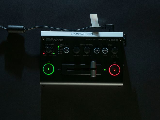 新機材レビューRoland V-02HD]機能を厳選した、ワンマン