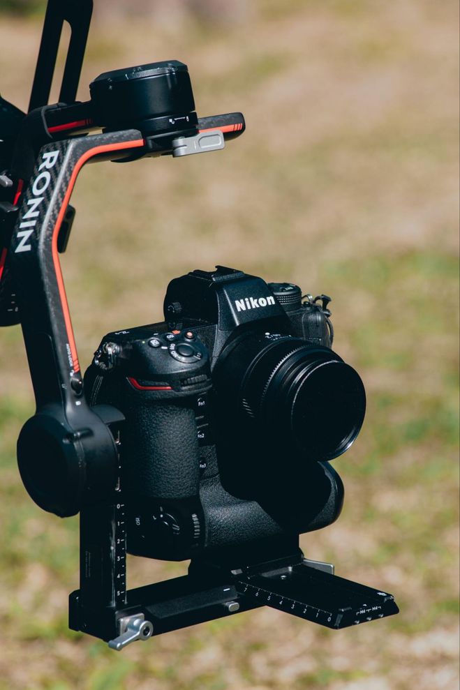 Mokkun with Z 9】ブライダルのような一発勝負の場面、炎天下や海での